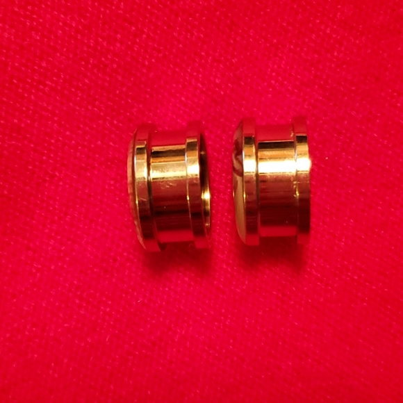 5/8" ❤ plugs - Picture 3 of 4